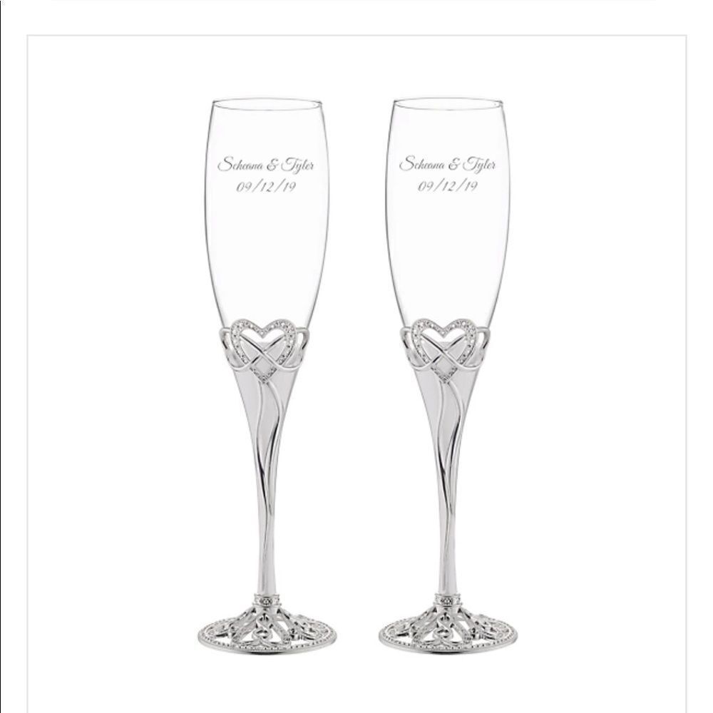 TR Infinity Heart Champagne Flute Set‎